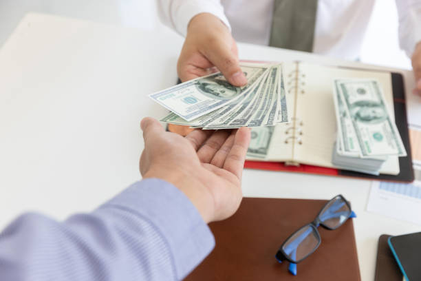  Wellington, OH Loan Agency Pros